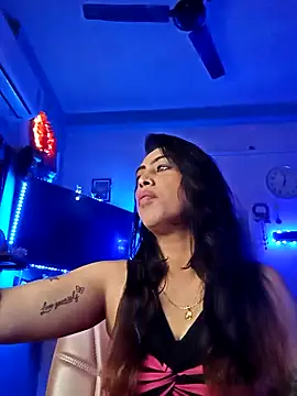 Love Beauty01 online show from 02/04/26, 06:36