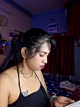 Love Beauty01 online show from 05/02/26, 06:35