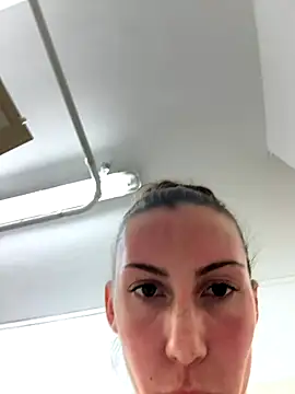 MilaRenee online show from 09/20/25, 06:31