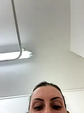 MilaRenee online show from 09/26/25, 05:50