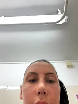 MilaRenee online show from 10/29/25, 12:51