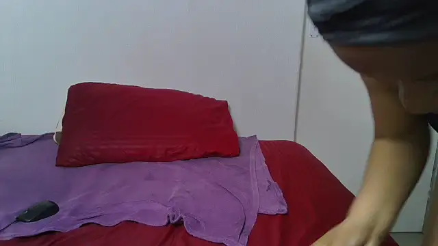 Snapshot of BrownSugarX02 chatting on 09/17/25, 08:10 BrownSugarX02 online show from 09/17/25, 08:10