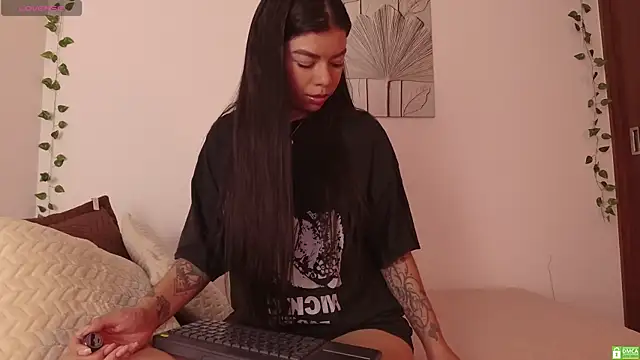 swt helen online show from 04/15/26, 06:59