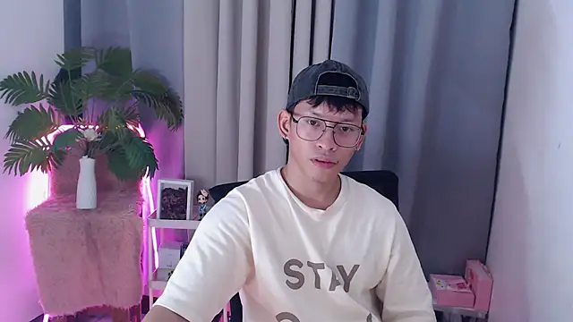 pinkcock froi2305 online show from 02/03/26, 06:40