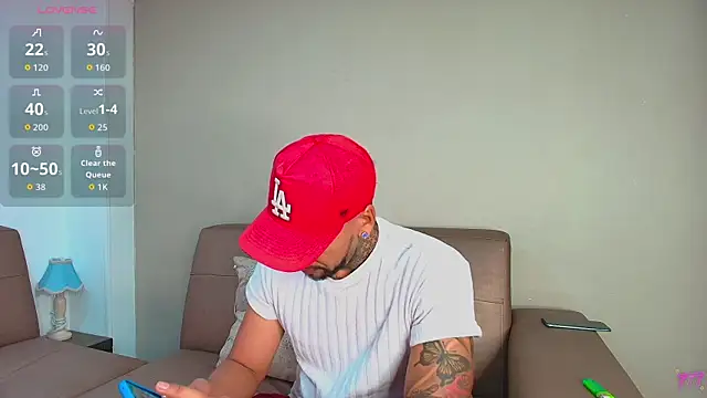 Valentiinoss online show from 07/13/26, 02:31