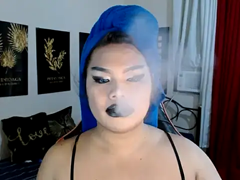 TSbrianaHugeCock online show from 11/27/25, 09:00