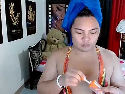 TSbrianaHugeCock online show from 05/13/26, 11:18