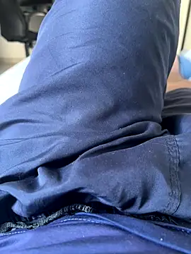 Snapshot of Novinho16cmz chatting on 10/06/25, 04:15 Novinho16cmz online show from 10/06/25, 04:15