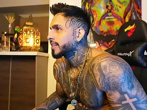 logan hugh8 online show from 10/07/25, 05:26