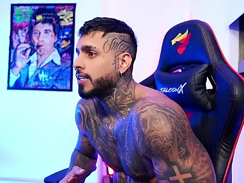 logan hugh8 online show from 10/16/25, 12:44