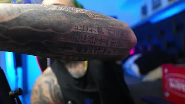 Snapshot of logan_hugh8 chatting on 02/07/26, 07:34 logan hugh8 online show from 02/07/26, 07:34