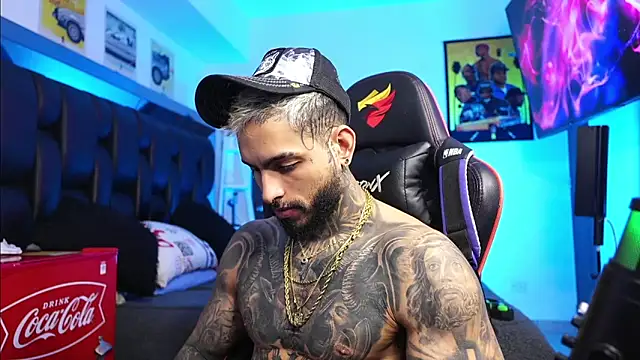 Snapshot of logan_hugh8 chatting on 03/02/26, 08:48 logan hugh8 online show from 03/02/26, 08:48