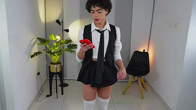 Timmyshy  online show from 10/11/25, 10:30