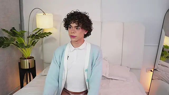 Timmyshy  online show from 11/25/25, 03:50