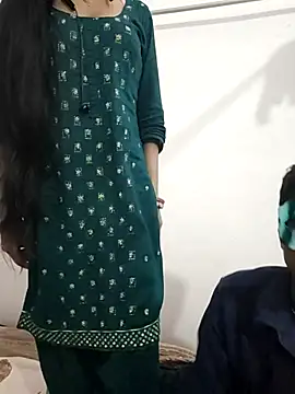 Snapshot of LOVE568 chatting on 11/12/25, 02:50 LOVE568 online show from 11/12/25, 02:50