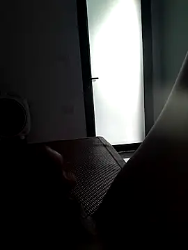 quoc85 online show from 10/08/25, 12:08