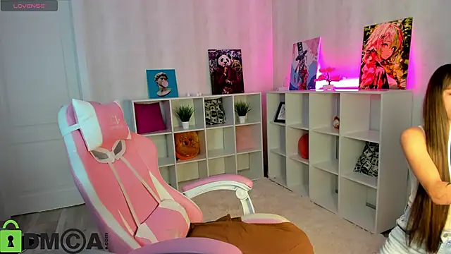 Snapshot of lasly_moon chatting on 09/12/25, 08:14 lasly moon online show from 09/12/25, 08:14