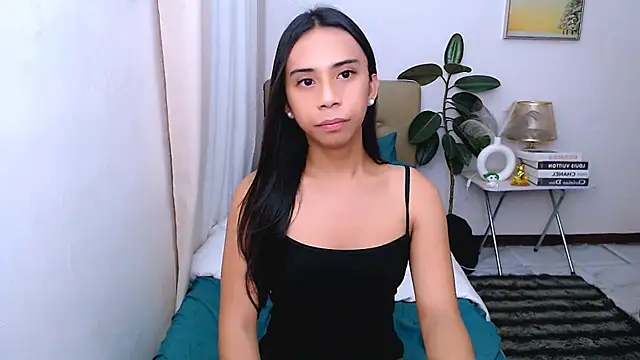 Snapshot of scarlet_smith7 chatting on 06/10/26, 01:06 scarlet smith7 online show from 06/10/26, 01:06