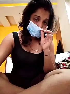 Snapshot of Love_Foreverr12 chatting on 10/09/25, 04:54 Love Foreverr12 online show from 10/09/25, 04:54