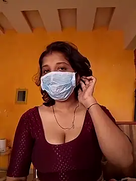 Snapshot of Love_Foreverr12 chatting on 11/26/25, 05:52 Love Foreverr12 online show from 11/26/25, 05:52