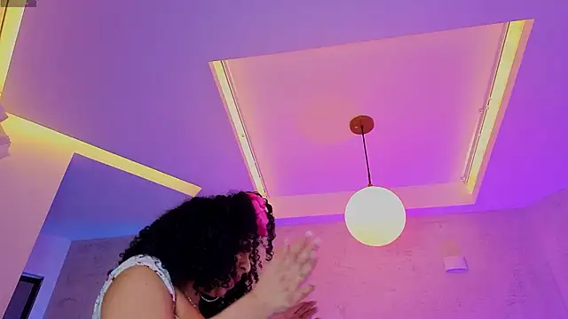 MiaWonderfull online show from 08/07/26, 03:19