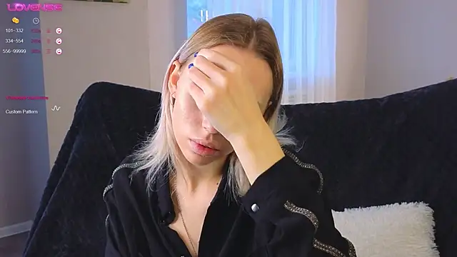 NyxaThorn online show from 10/06/25, 02:36