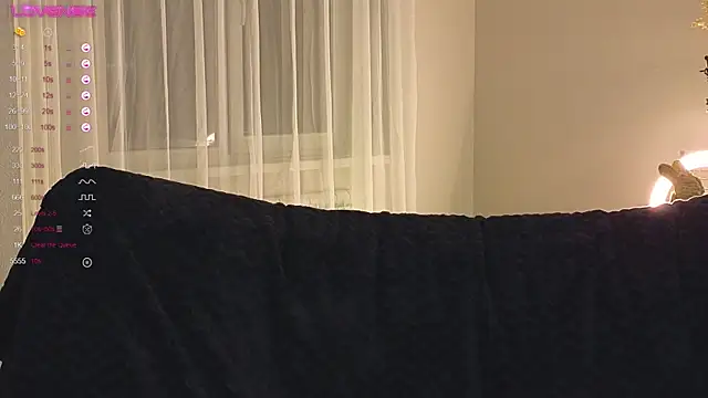 NyxaThorn online show from 10/27/25, 02:43