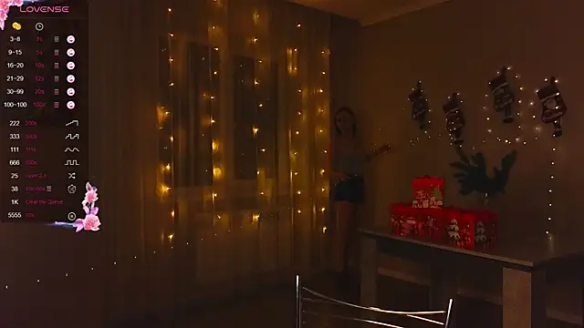 NyxaThorn online show from 12/19/25, 02:35