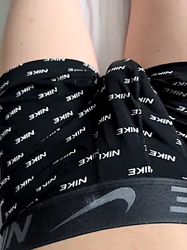 Snapshot of luckylover2024 chatting on 12/23/25, 09:07 luckylover2024 online show from 12/23/25, 09:07