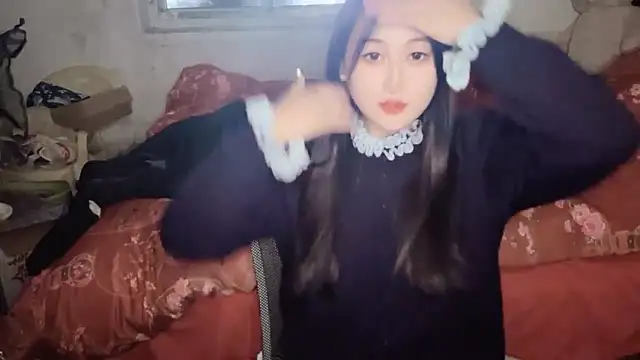 Snapshot of xxz98 chatting on 11/08/25, 04:12 xxz98 online show from 11/08/25, 04:12