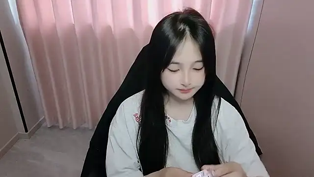 xxz98 online show from 04/12/26, 09:03