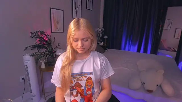 Millie Vanillies online show from 09/12/25, 02:28