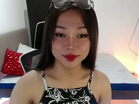 Snapshot of SultryCyraFoxmore chatting on 09/26/25, 05:11 SultryCyraFoxmore online show from 09/26/25, 05:11