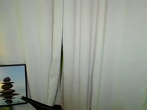 Snapshot of SultryCyraFoxmore chatting on 06/23/26, 03:26 SultryCyraFoxmore online show from 06/23/26, 03:26