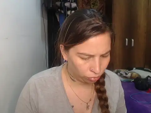 cloequeen15 online show from 03/13/26, 12:39