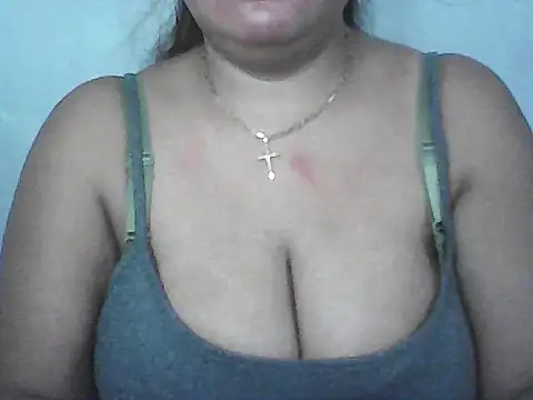 Snapshot of lady_rosie chatting on 09/15/25, 05:51 lady rosie online show from 09/15/25, 05:51