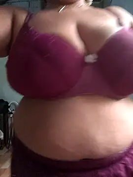 Snapshot of lady_rosie chatting on 10/18/25, 06:05 lady rosie online show from 10/18/25, 06:05