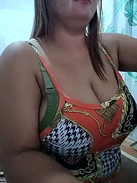 Snapshot of lady_rosie chatting on 12/19/25, 12:45 lady rosie online show from 12/19/25, 12:45