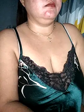 Snapshot of lady_rosie chatting on 02/27/26, 01:11 lady rosie online show from 02/27/26, 01:11