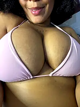 Snapshot of afrodeusa chatting on 09/12/25, 11:37 afrodeusa online show from 09/12/25, 11:37