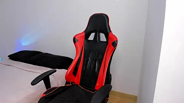 hannah miltonn online show from 03/07/26, 05:21