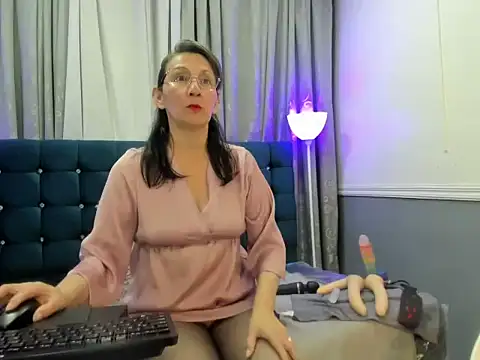 Oriana Jhonson online show from 05/27/26, 12:29