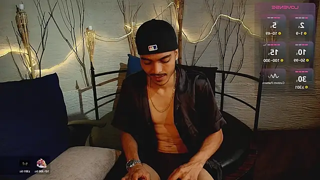 MarcusRain  online show from 11/30/25, 04:38