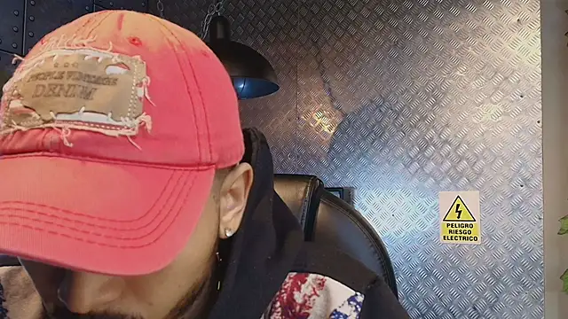 Snapshot of MarcusRain_ chatting on 02/18/26, 03:35 MarcusRain online show from 02/18/26, 03:35