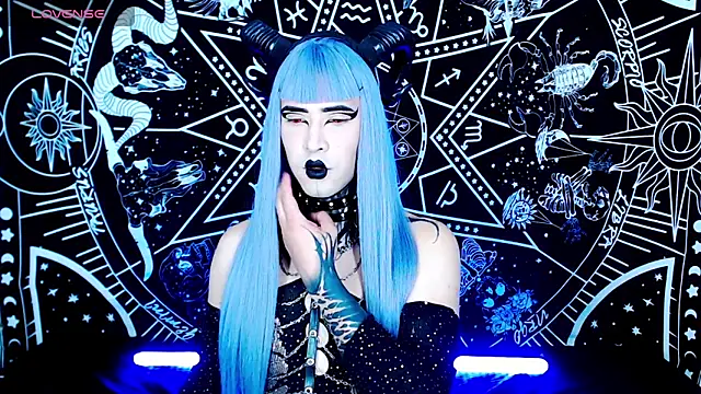 naomi satan online show from 10/21/25, 12:44