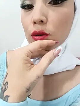 jamila zair online show from 04/27/26, 02:15