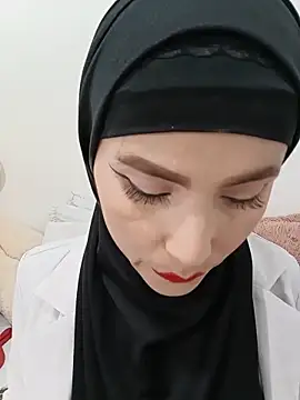 Snapshot of jamila_zair chatting on 06/19/26, 03:16 jamila zair online show from 06/19/26, 03:16
