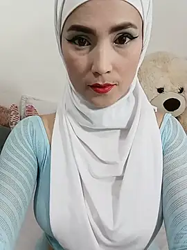 Snapshot of jamila_zair chatting on 07/16/26, 03:18 jamila zair online show from 07/16/26, 03:18