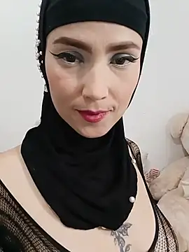 Snapshot of jamila_zair chatting on 07/28/26, 02:13 jamila zair online show from 07/28/26, 02:13