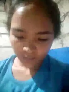 Sexy-Mama25 online show from 10/19/25, 04:07